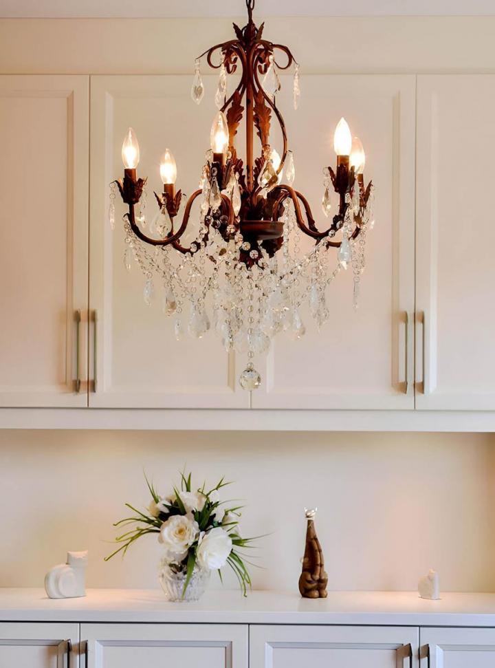 Furniture stripping and lacquering Montreal