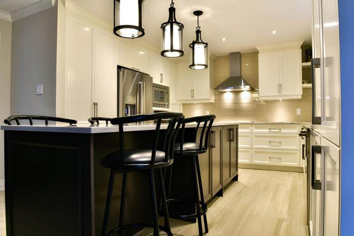 Custom kitchen cabinets Montreal